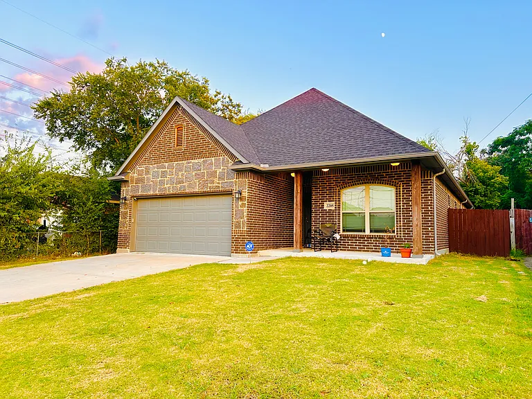 2205 Beaumont St — Photo 18