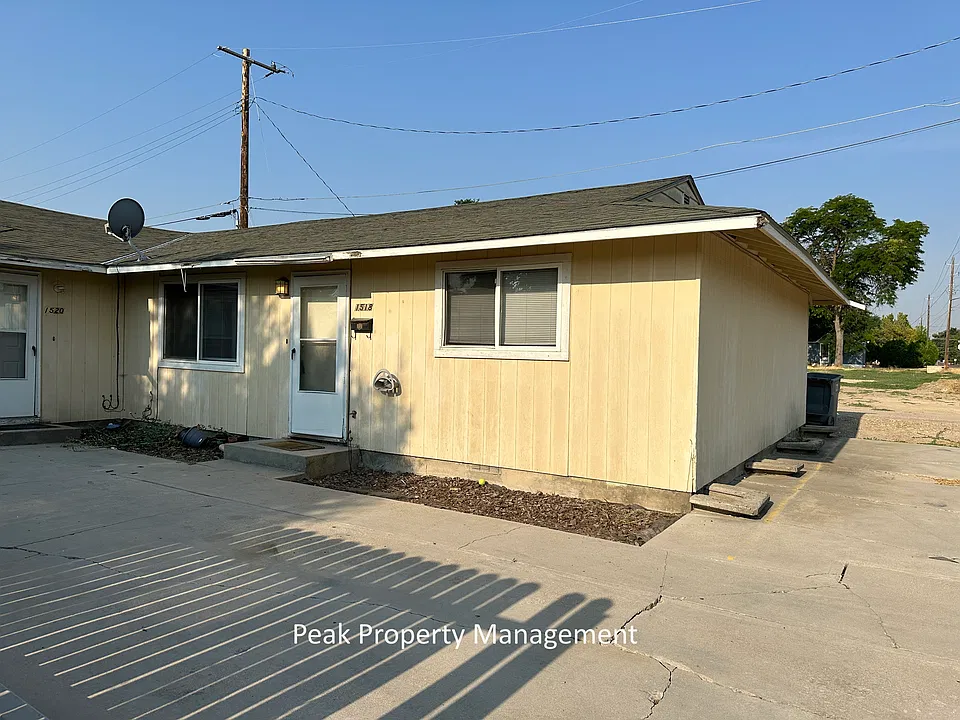 1518 E Ash St #1518