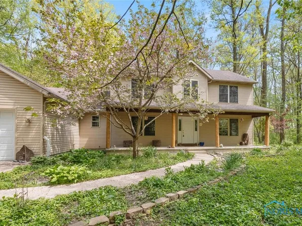 17491 Euler Rd, Bowling Green, OH 43402