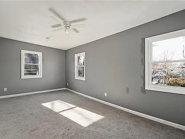 2614 Indiana Ave — Photo 20