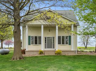 22910 Saint Rose Rd, Highland, IL 62249