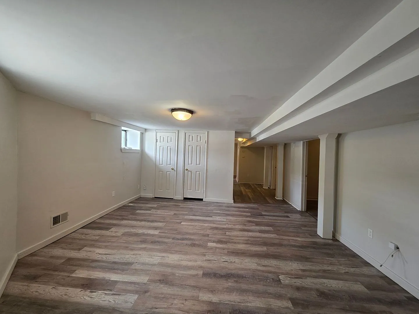 Bright 3-Bedroom Apartment! — Photo 3