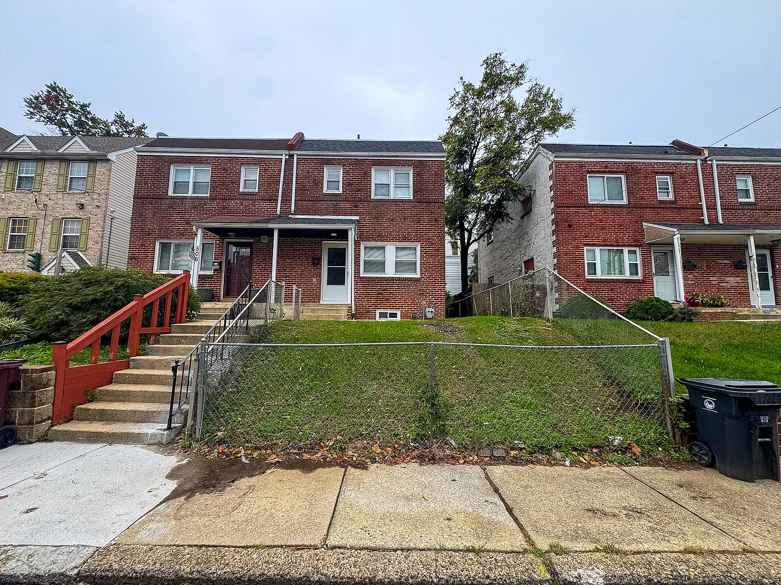 3 bed, 1.5 bath, 1150 sqft, $2,200 — Photo 4