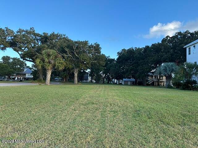 1st image of 754 West Beach Blvd.