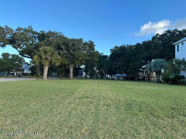 754 West Beach Blvd., Pass Christian, MS 39571