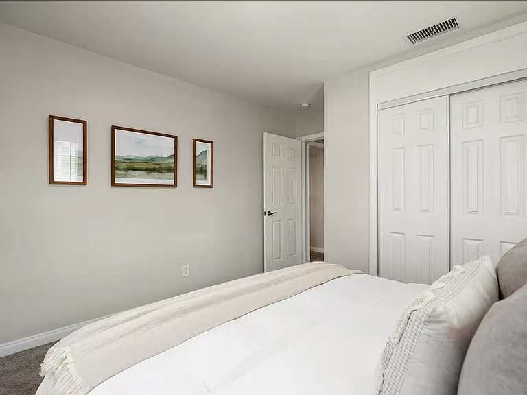 Queen Bed