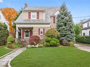 19 Purdy Ct, Rockville Centre, NY