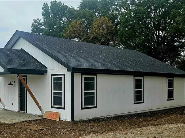 603 Vogt St, Urich, MO 64788