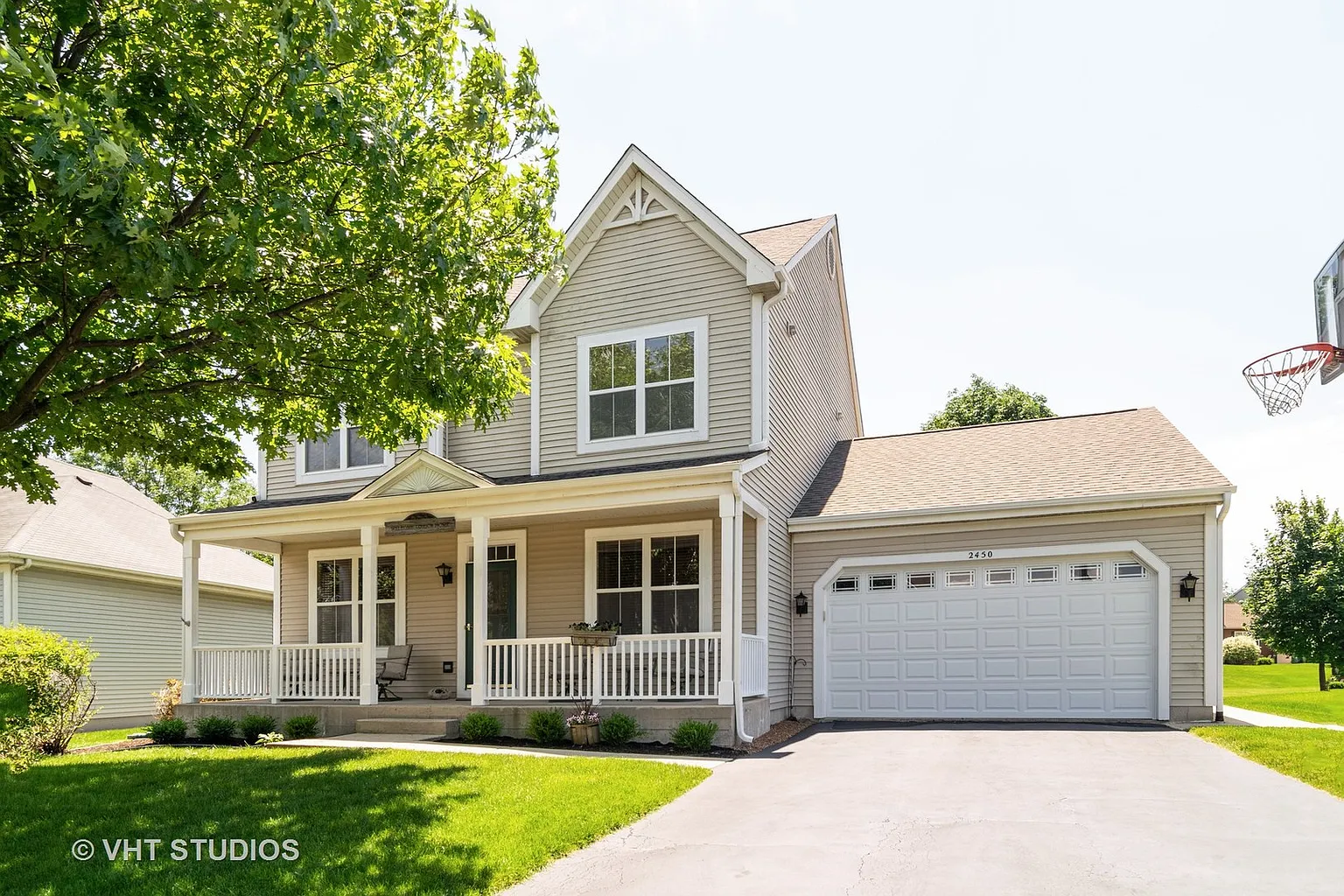 2450 Lindsay Ct photo 1