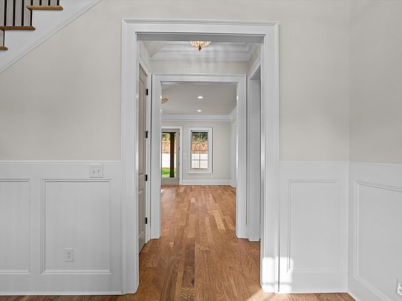 5th image of 722 Campana Drive