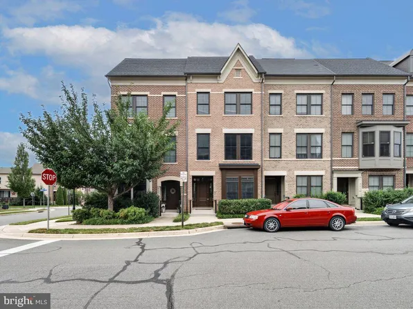 20415 Codman Dr, Ashburn, VA 20147
