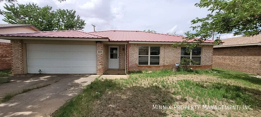 4620 Itasca St. — Photo 2