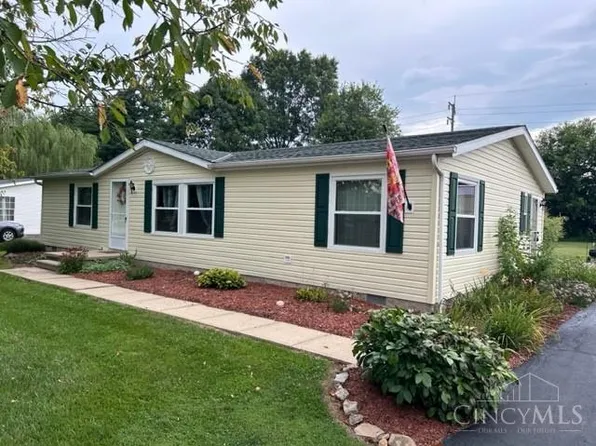 20 Virginia Dr, Georgetown, OH 45121