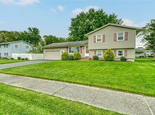 59 Valencia Dr, Rochester, NY 14606