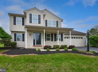 18 Rosemont Dr, Denver, PA 17517