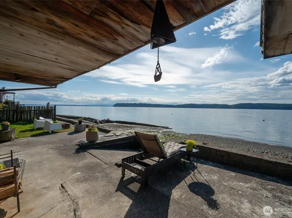 8204 Naketa Beach Walk, Mukilteo, WA 98275