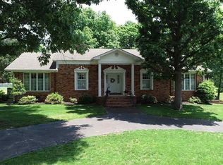 444 Edwards Dr, Paducah, KY 42003