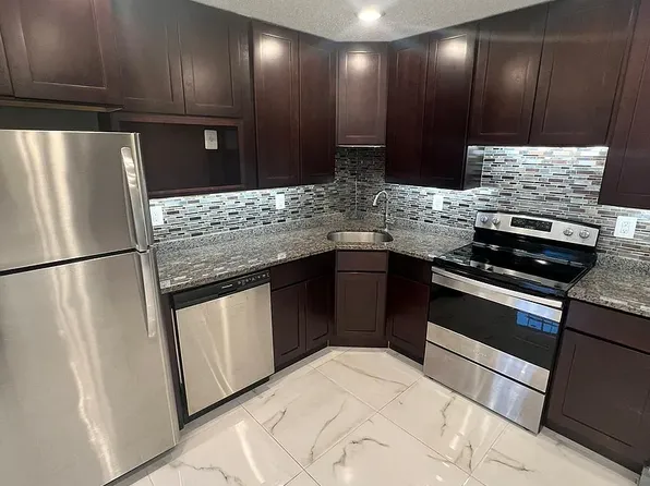 A305 S Main St #B05, Middletown, CT 06457