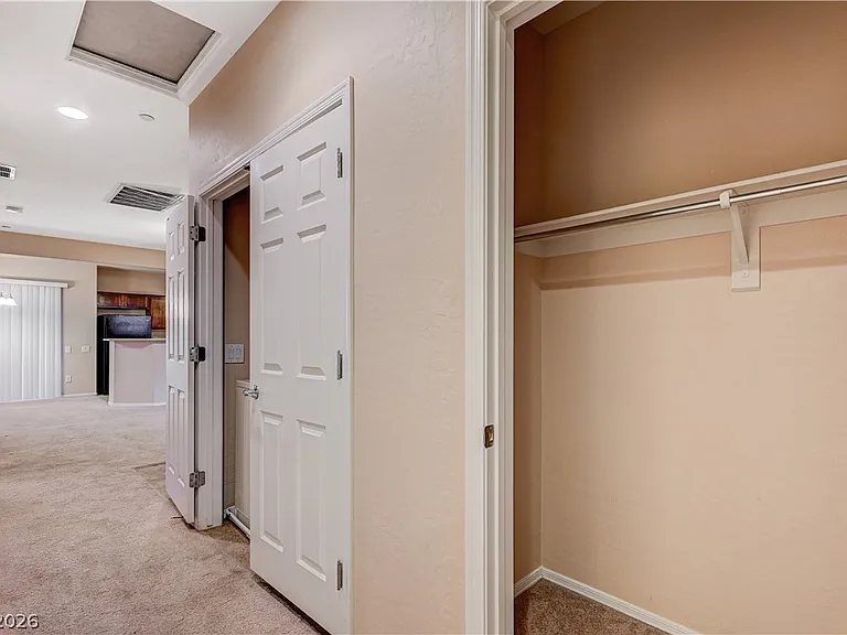 6868 Sky Pointe Dr #2115 — Photo 24