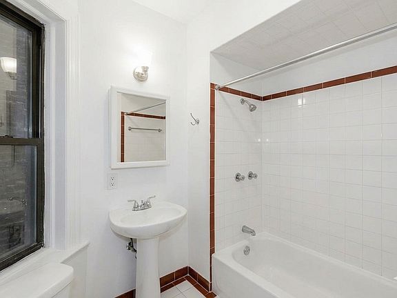5th image of 405 W 49th St #4E