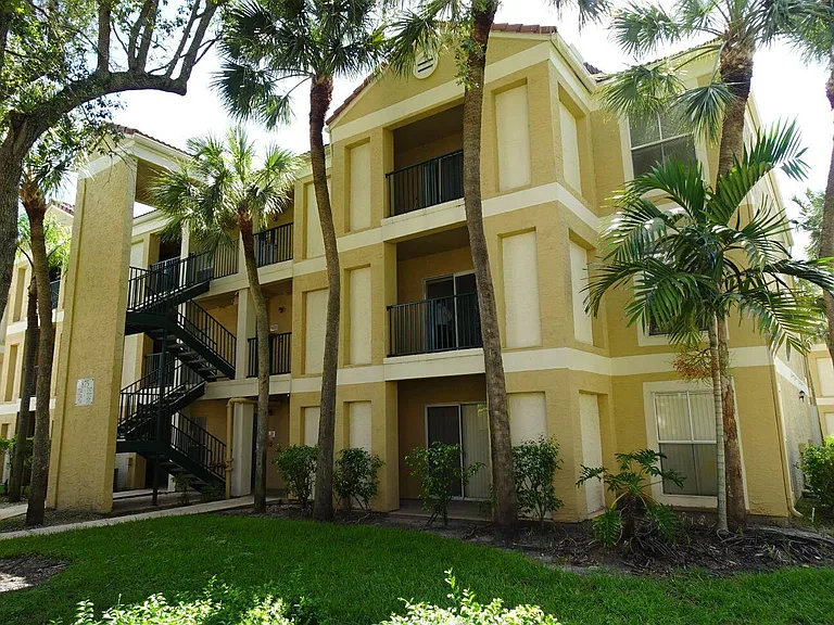 755 Riverside Dr #1335 — Photo 18