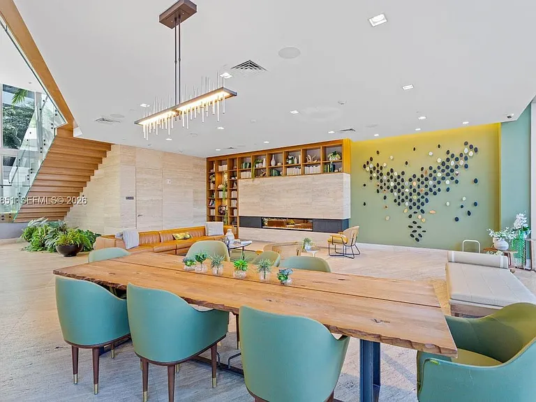 16385 Biscayne Blvd #3201 — Photo 6