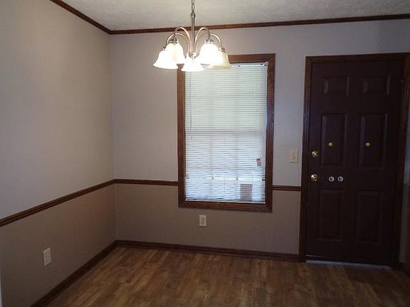 4th image of 3113 Sierra Ct