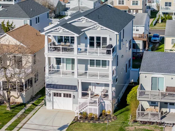 115 4th St S, Brigantine, NJ 08203