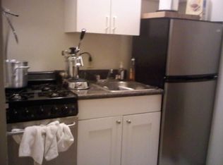 109 E 2nd St APT 3, New York, NY 10009