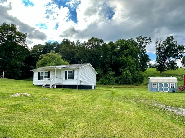 2155 Valley Rd, Saltville, VA 24370
