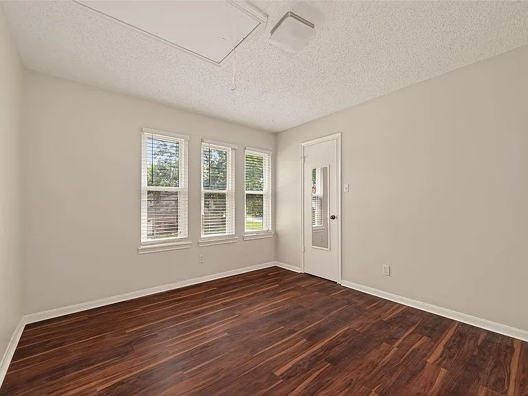 14507 Ravenhurst Ln — Photo 28