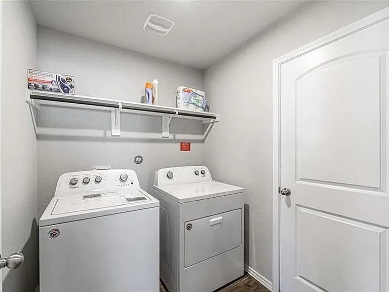 5126 Moravia Ln — Photo 24