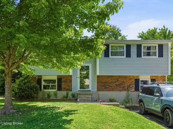 8217 Sealston Dr, Louisville, KY 40228