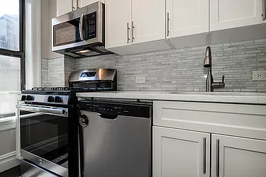 Rented by Rita S Citrin, LREB