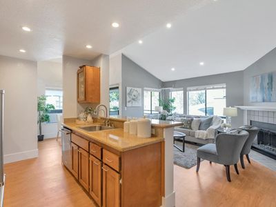 39029 Guardino Dr APT 313, Fremont, CA, 94538