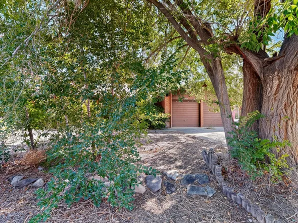 6944 Cherry Hills Loop NE, Albuquerque, NM 87111