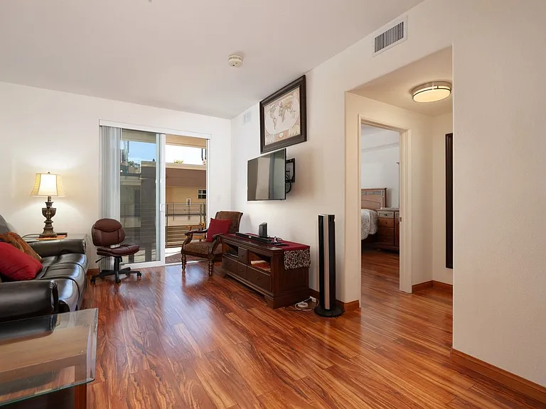 350 K St #413 — Photo 11