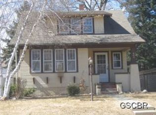 803 Locust St, Yankton, SD 57078