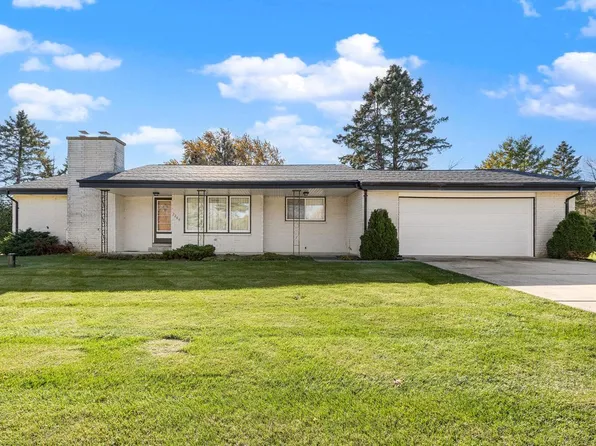 2205 West Southland DRIVE, Oak Creek, WI 53154
