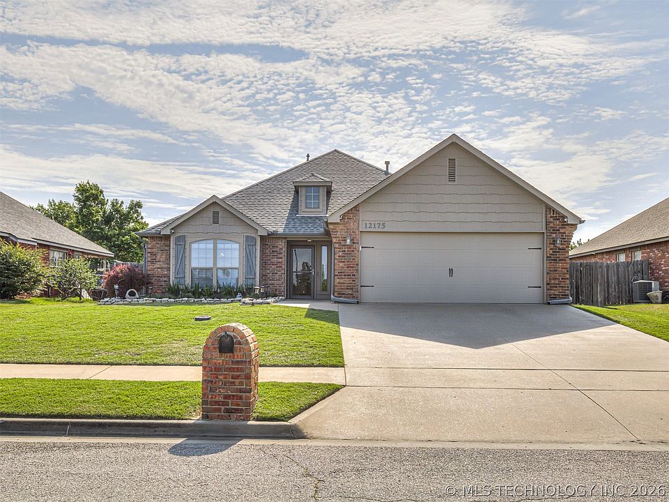 1st image of 12175 N 107th East Pl