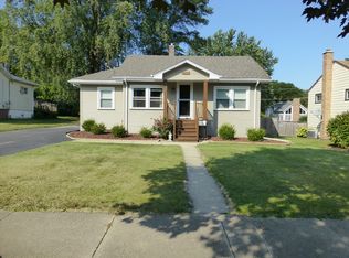 736 S Grace St, Lombard, IL