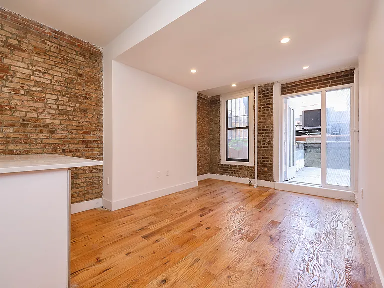 92 Rivington St #1 — Photo 1