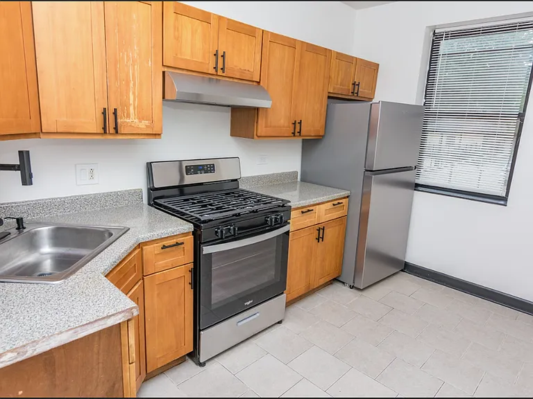 5635 W. Washington Blvd — Photo 2