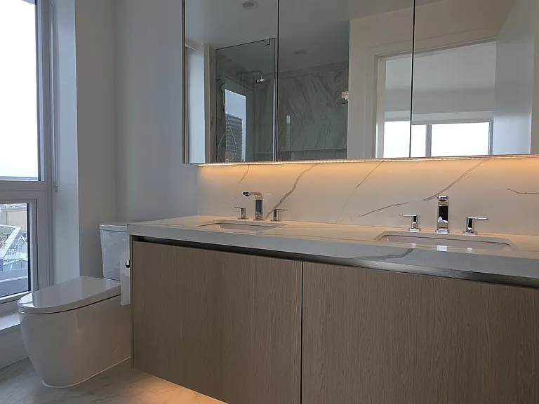 1475 Foster St #701 — Photo 29