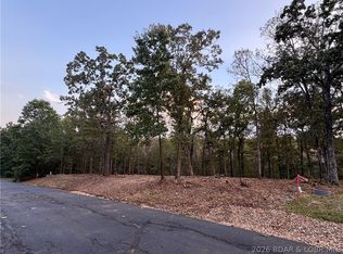 1303 Wimstrome Ct, Sunrise Beach, MO 65079