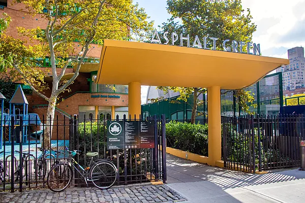 Rented by Douglas Elliman | media 40