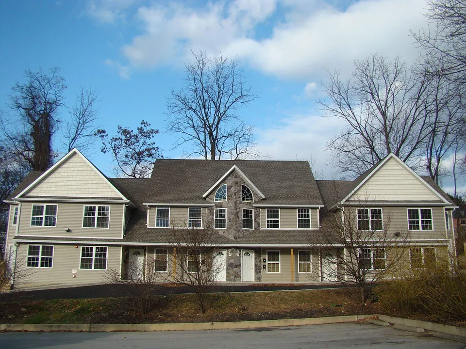 231 South Ave