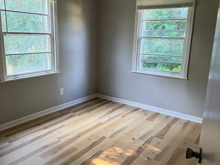 1500 Maple Dr — Photo 8