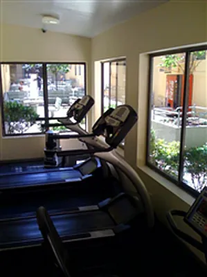 Rented by 63 West | media 14