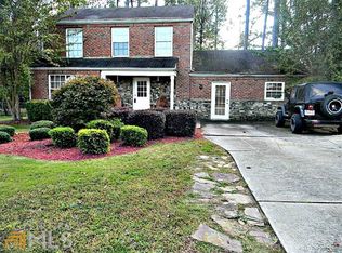 3075 Berkshire Manor Dr, Alpharetta, GA 30022